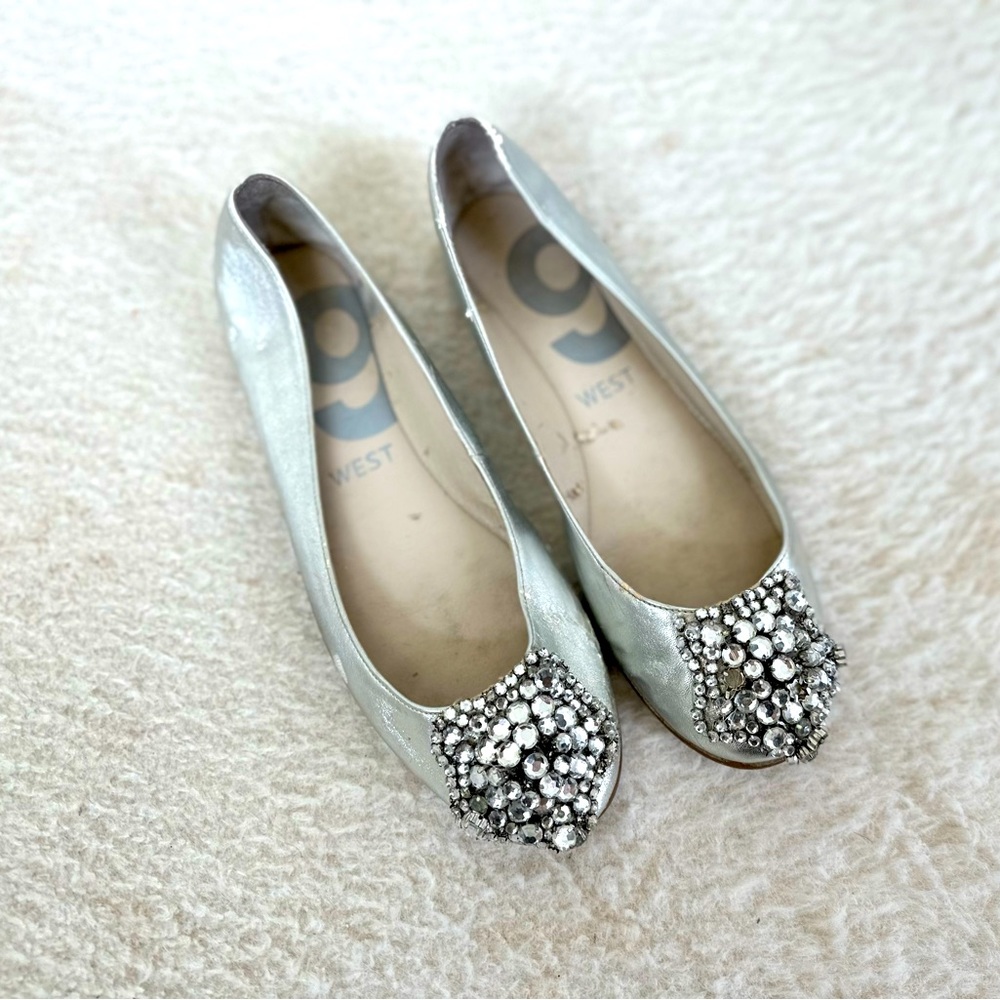 Nine West Silver Star Jeweled Ballet Flats